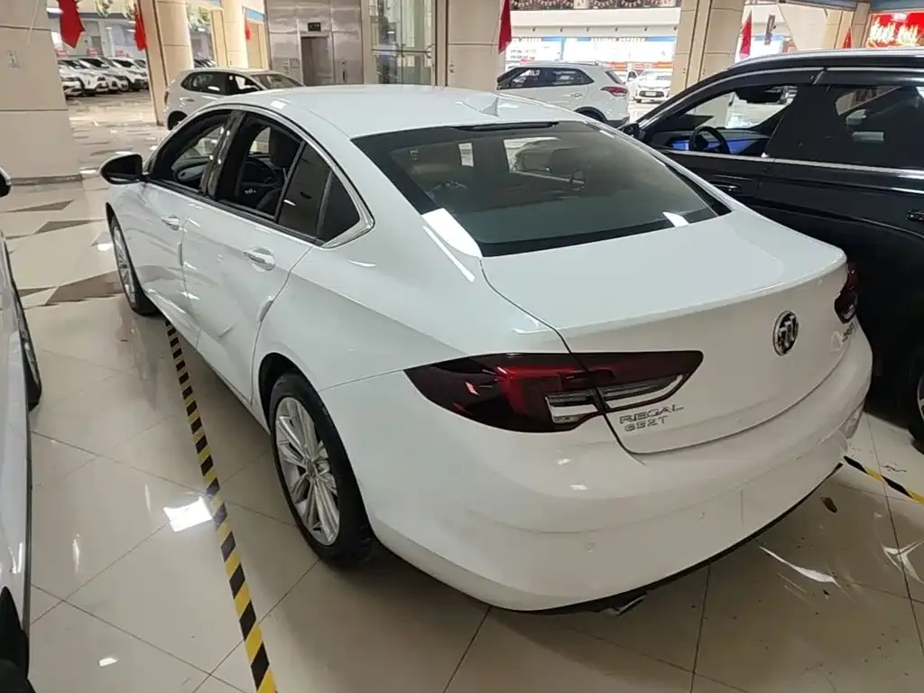 Buick Regal — фото 3