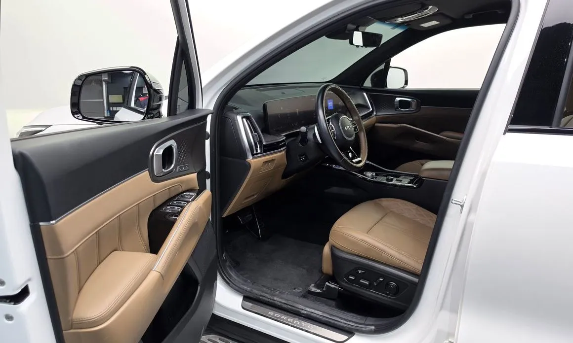 Kia Sorento — фото 7