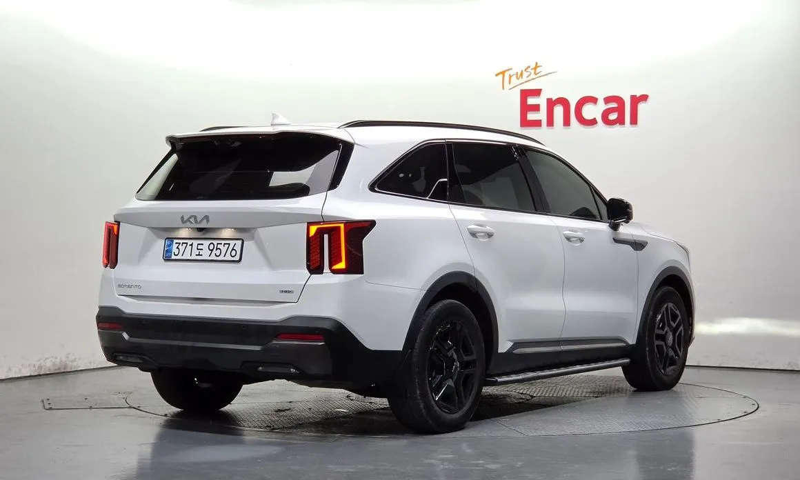 Kia Sorento — фото 3