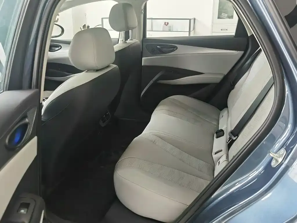 BYD Seal 06 DM-i Touring — фото 5