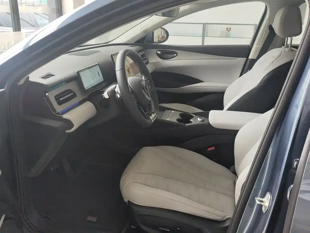 BYD Seal 06 DM-i Touring — фото 7