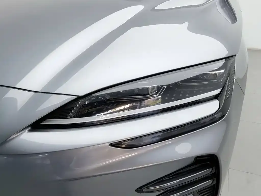BYD PLUS New Energy — фото 4