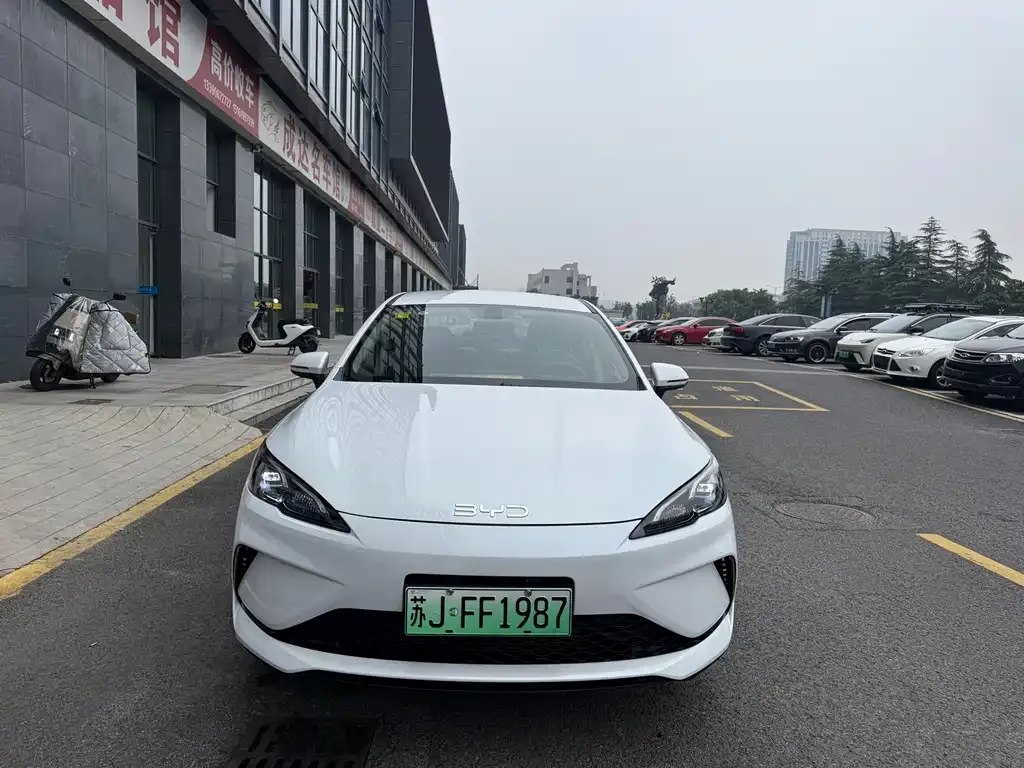 BYD Seal 05 DM-i — фото 2