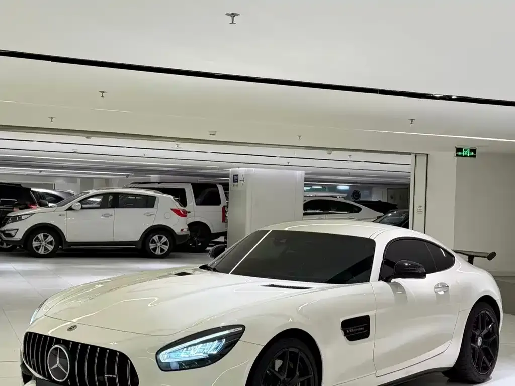 Mercedes-Benz AMG GT — фото 1