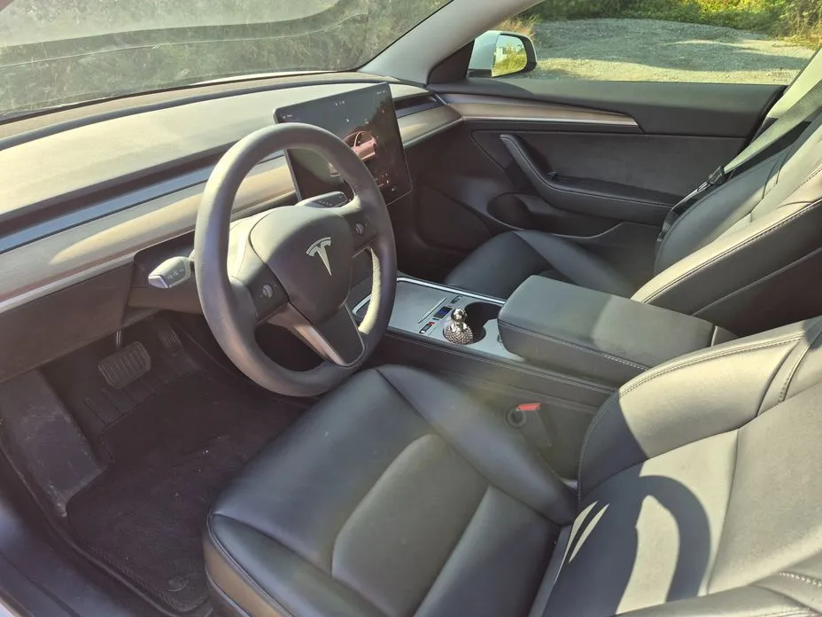 Tesla Model 3 — фото 6