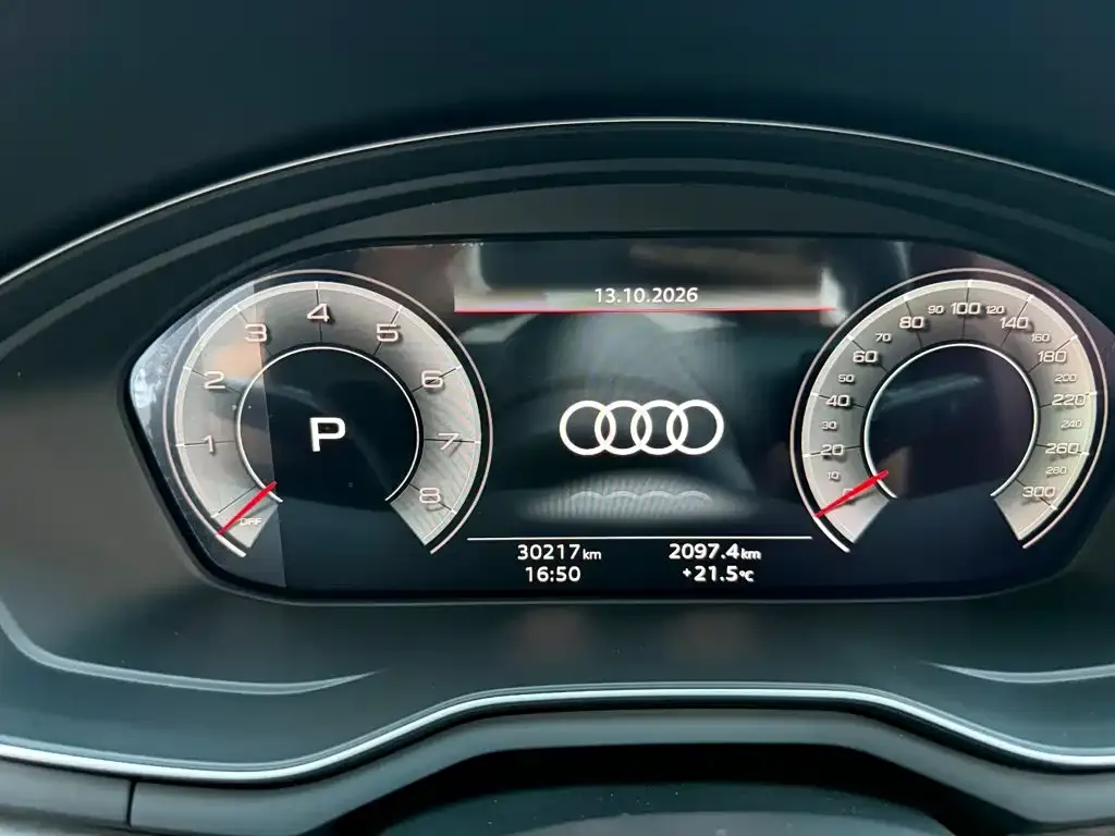 Audi A4L — фото 10