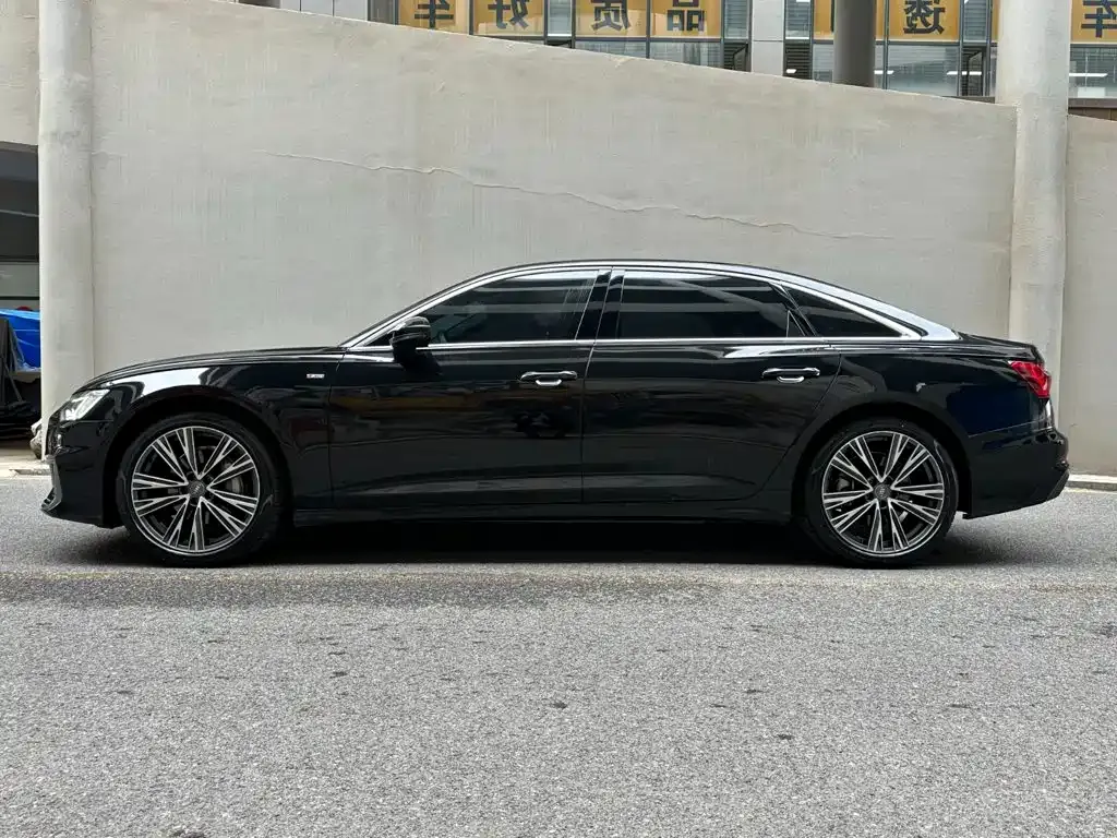 Audi A6L — фото 4