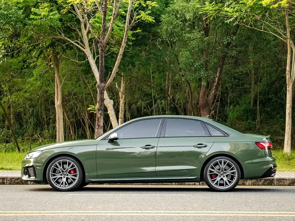 Audi S4 — фото 9