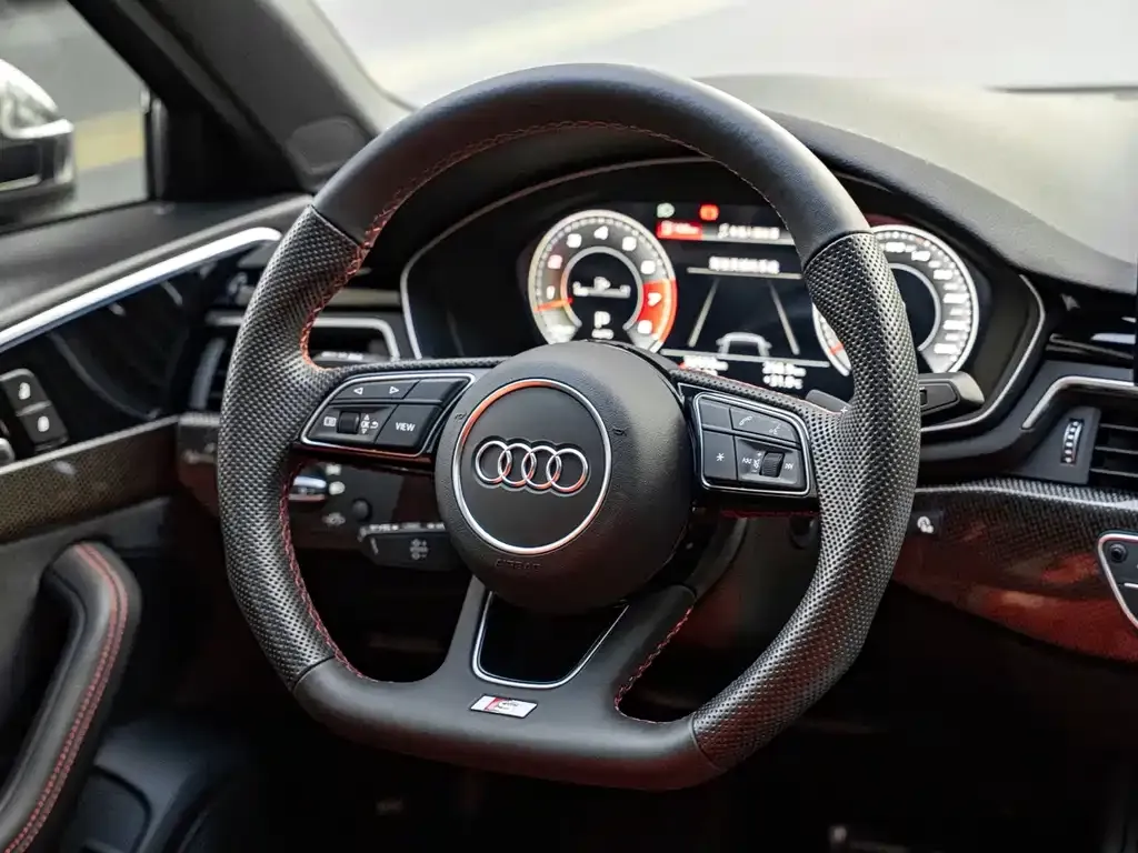Audi S4 — фото 10