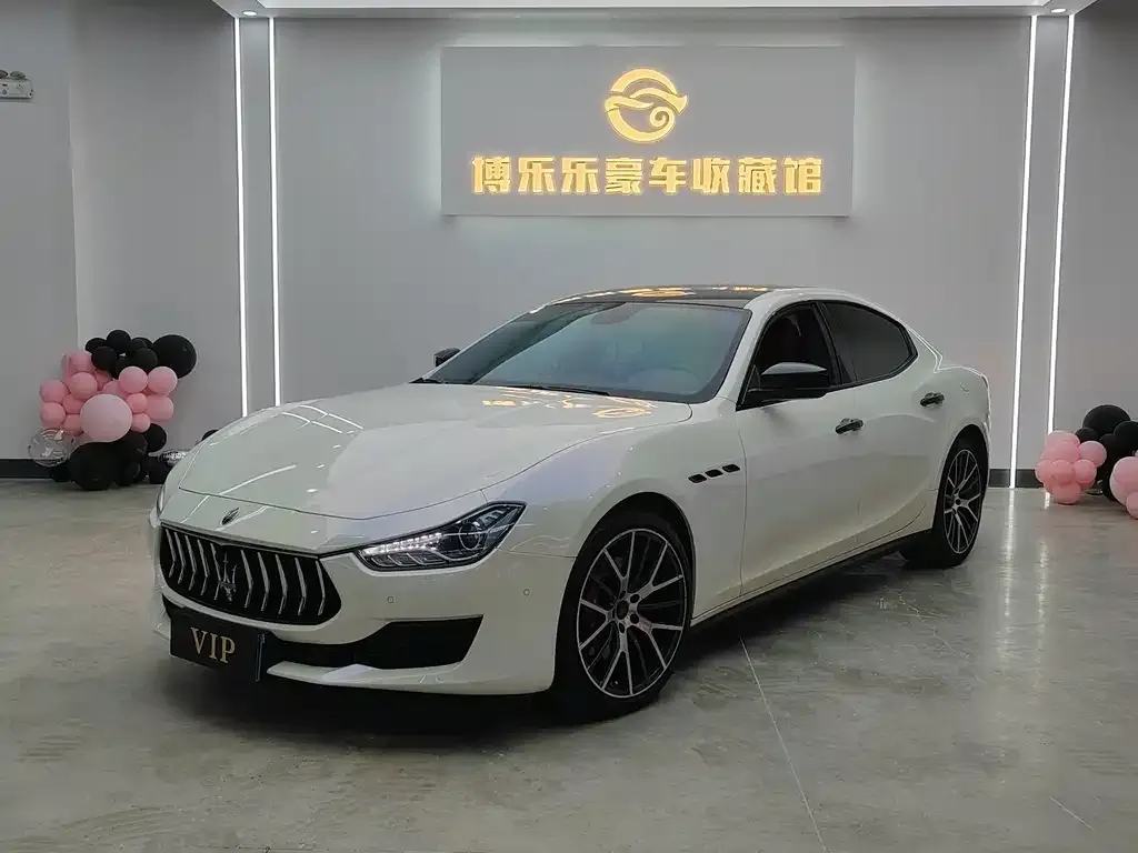 Maserati Ghibli — фото 1