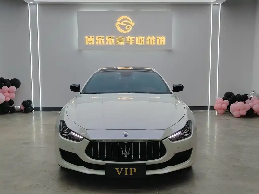 Maserati Ghibli — фото 10