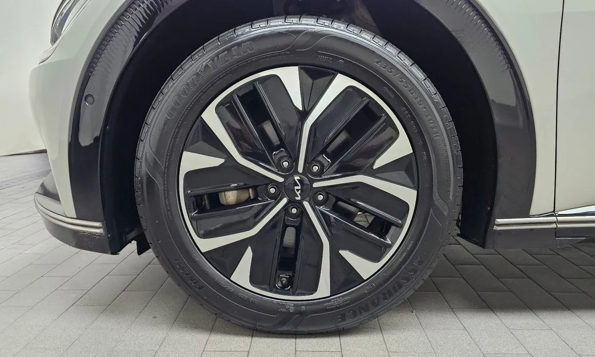 Kia EV6 — фото 3
