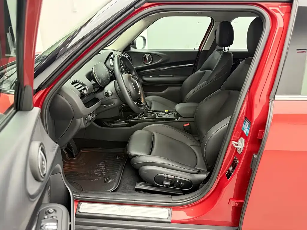 MINI Clubman — фото 8
