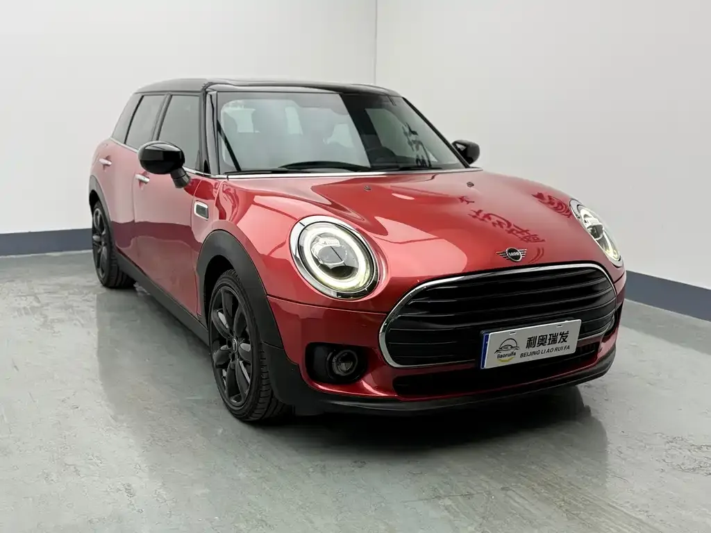 MINI Clubman — фото 2