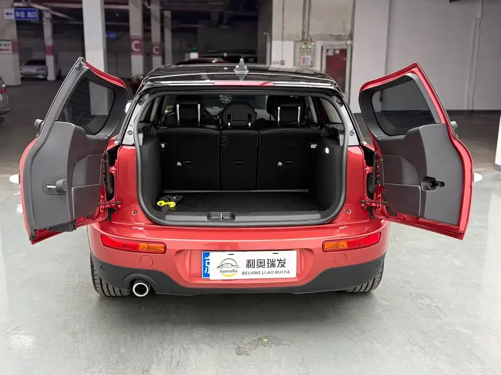 MINI Clubman — фото 7