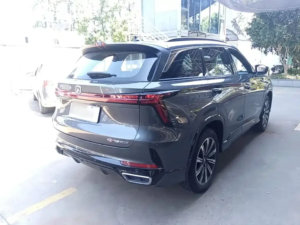 Changan CS75 PLUS — фото 3