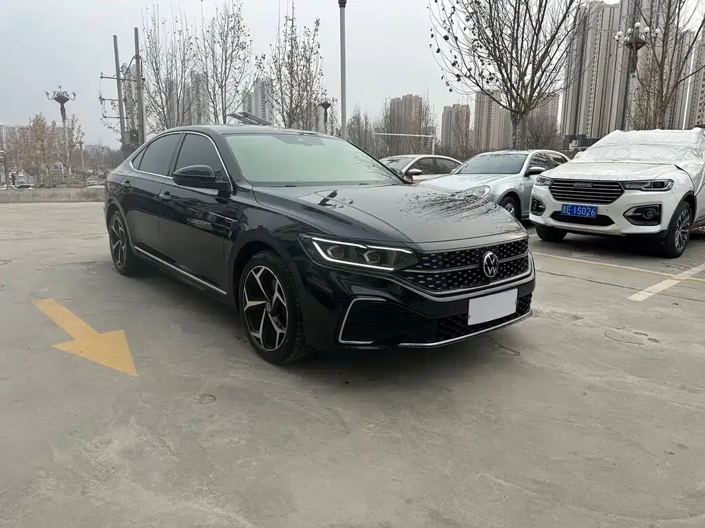 Volkswagen Passat — фото 5