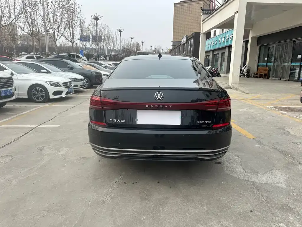 Volkswagen Passat — фото 2