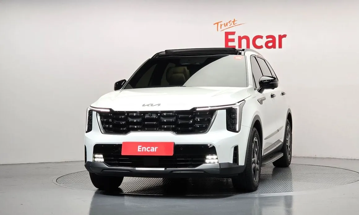 Kia Sorento — фото 8