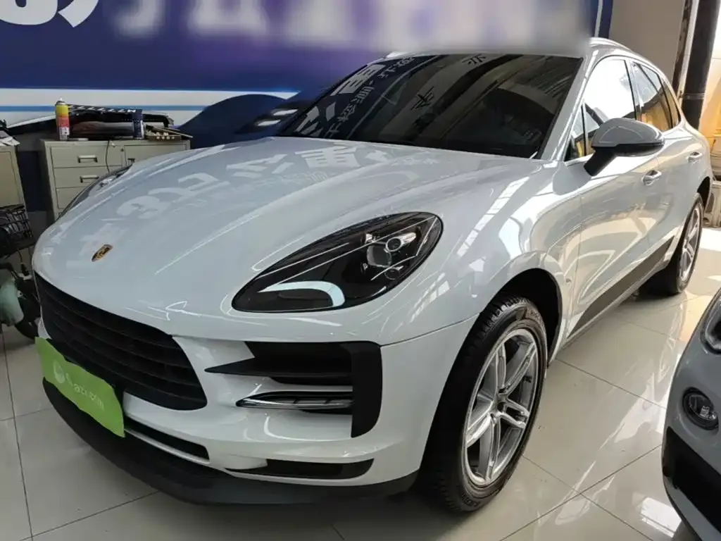 Porsche Macan — фото 1