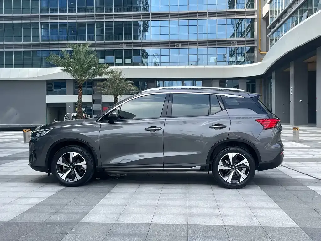 GAC Motor Trumpchi GS4 — фото 5