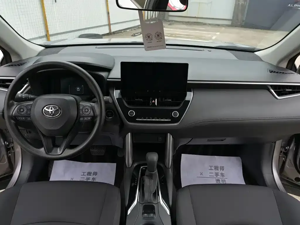 Toyota Corolla Cross — фото 3