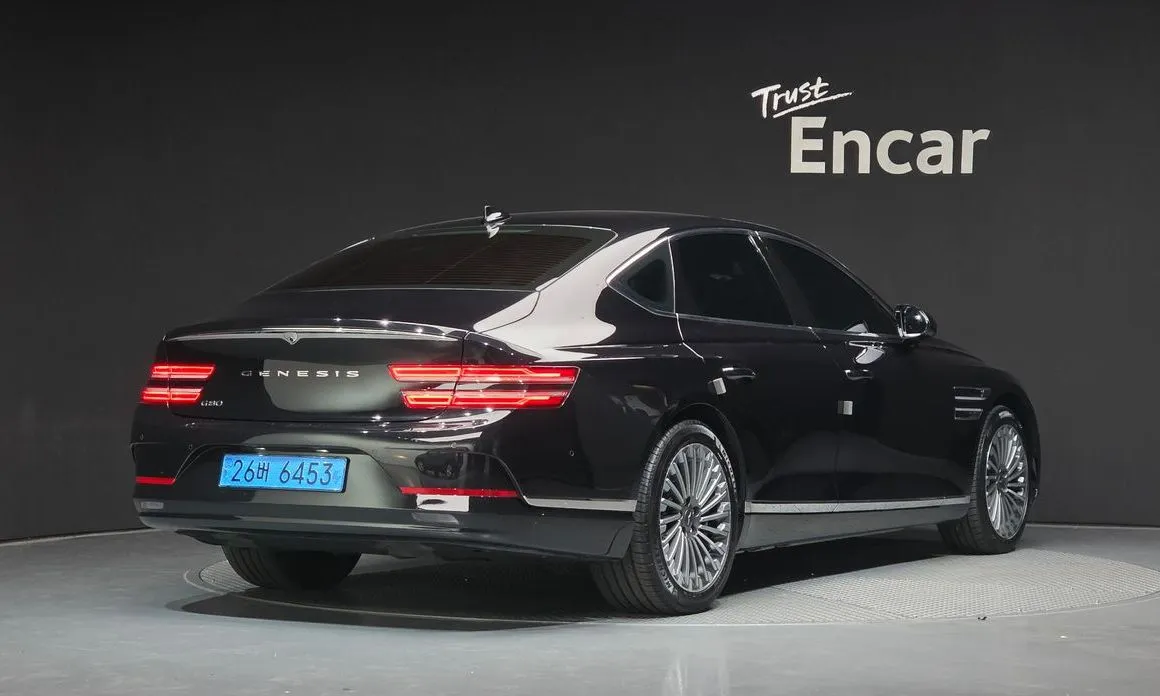 Genesis G80 — фото 10