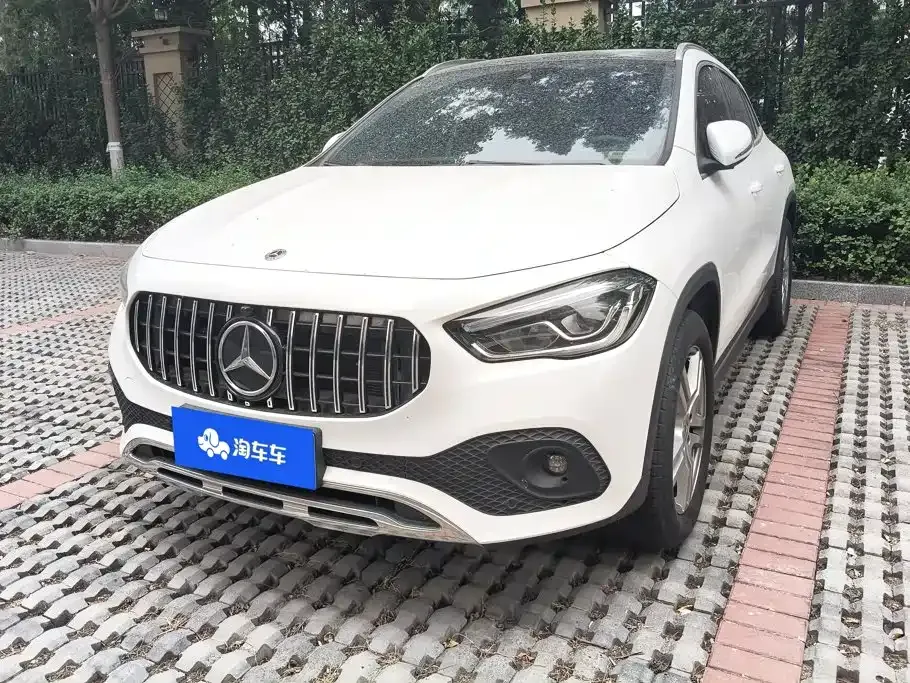 Mercedes-Benz GLA — фото 1