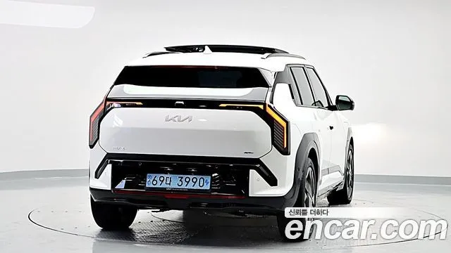 Kia EV3 — фото 5