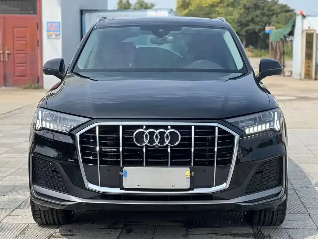 Audi Q7 — фото 3