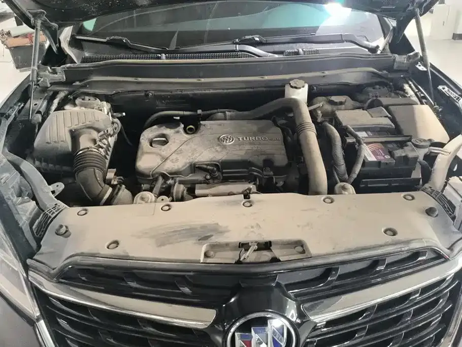 Buick Envision Plus — фото 5