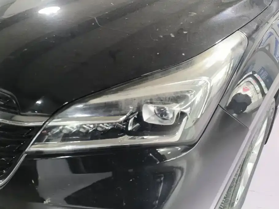 Buick Envision Plus — фото 3