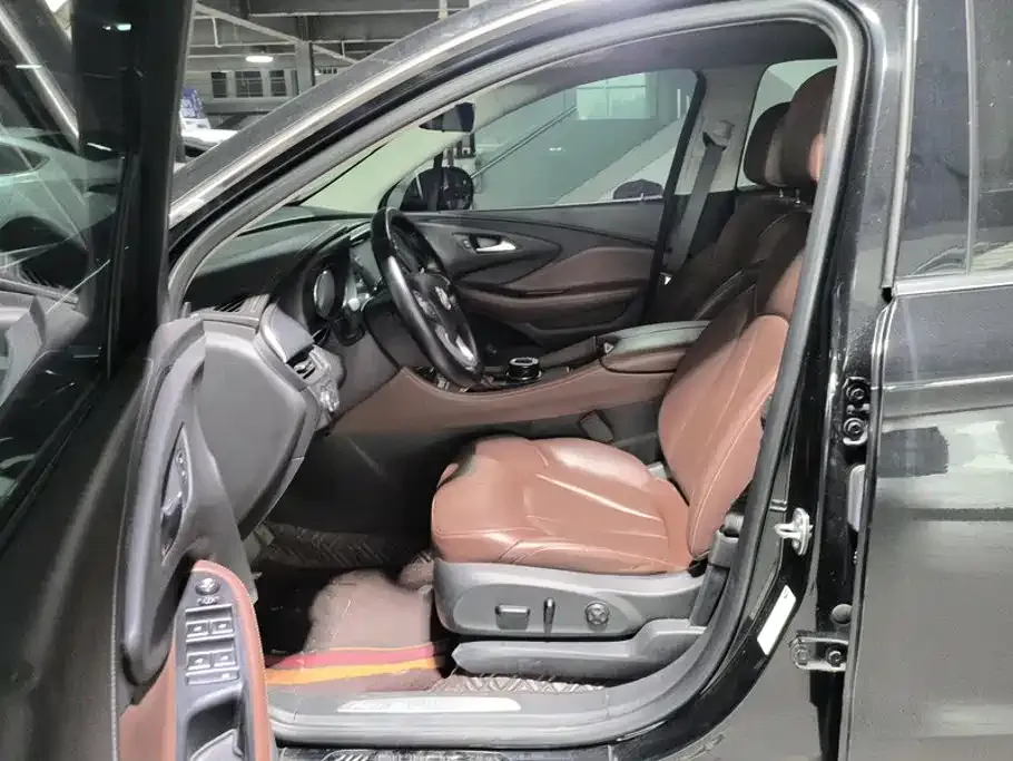 Buick Envision Plus — фото 8