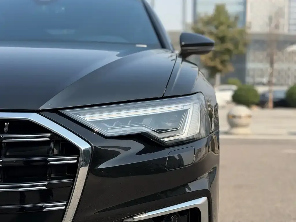 Audi A6L — фото 3