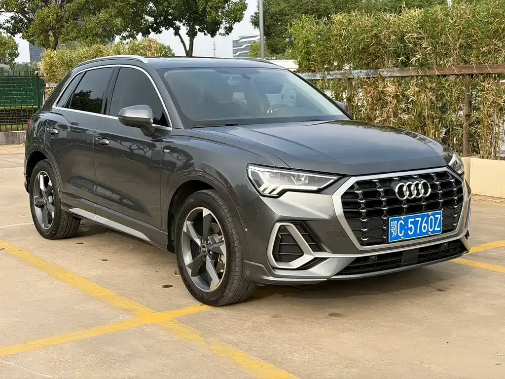 Audi Q3 — фото 9