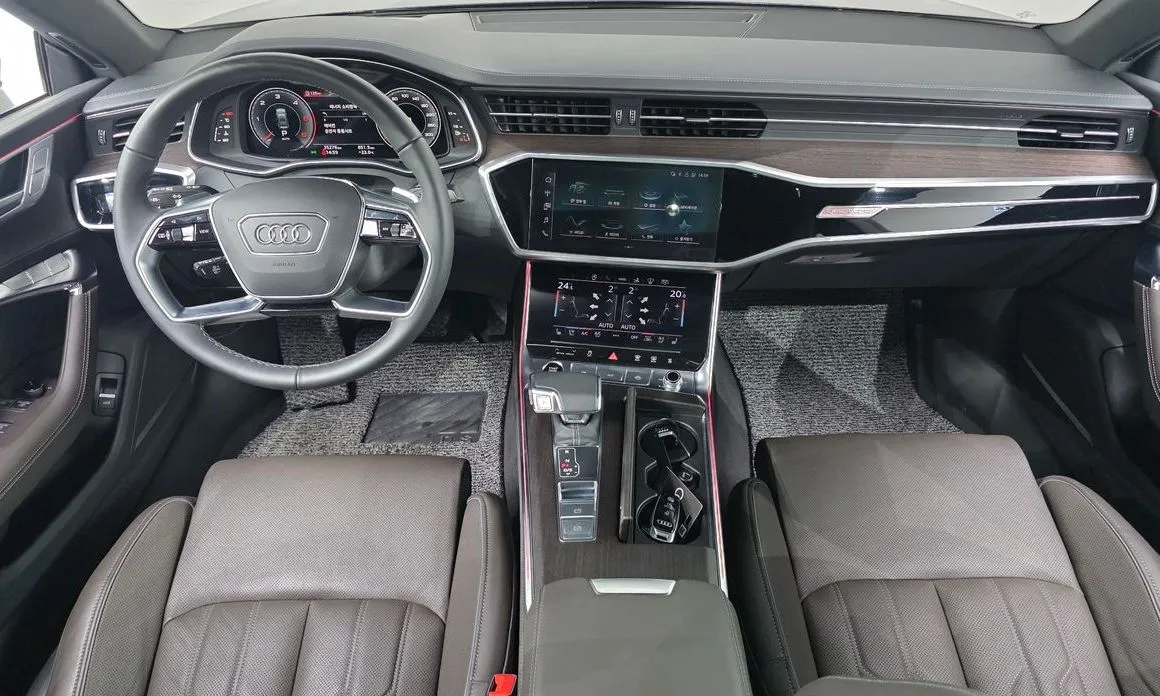 Audi A7 — фото 7