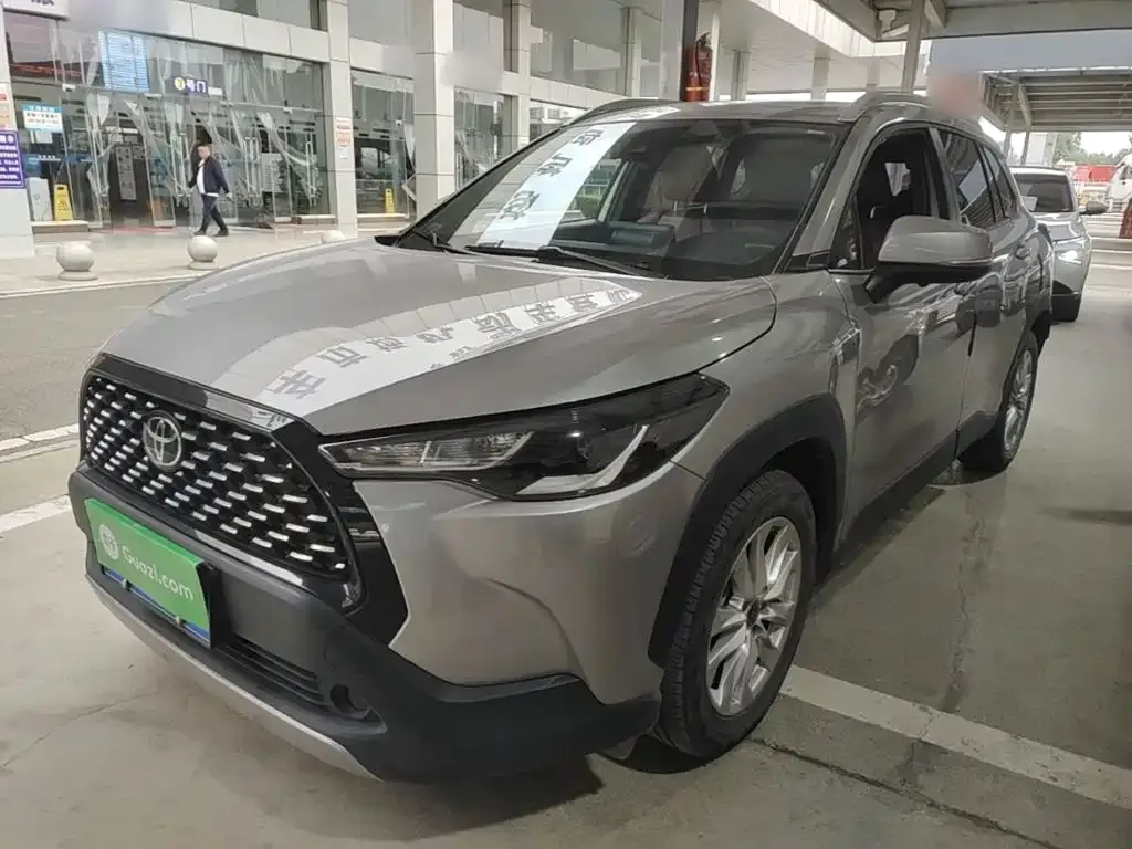 Toyota Corolla Cross — фото 2