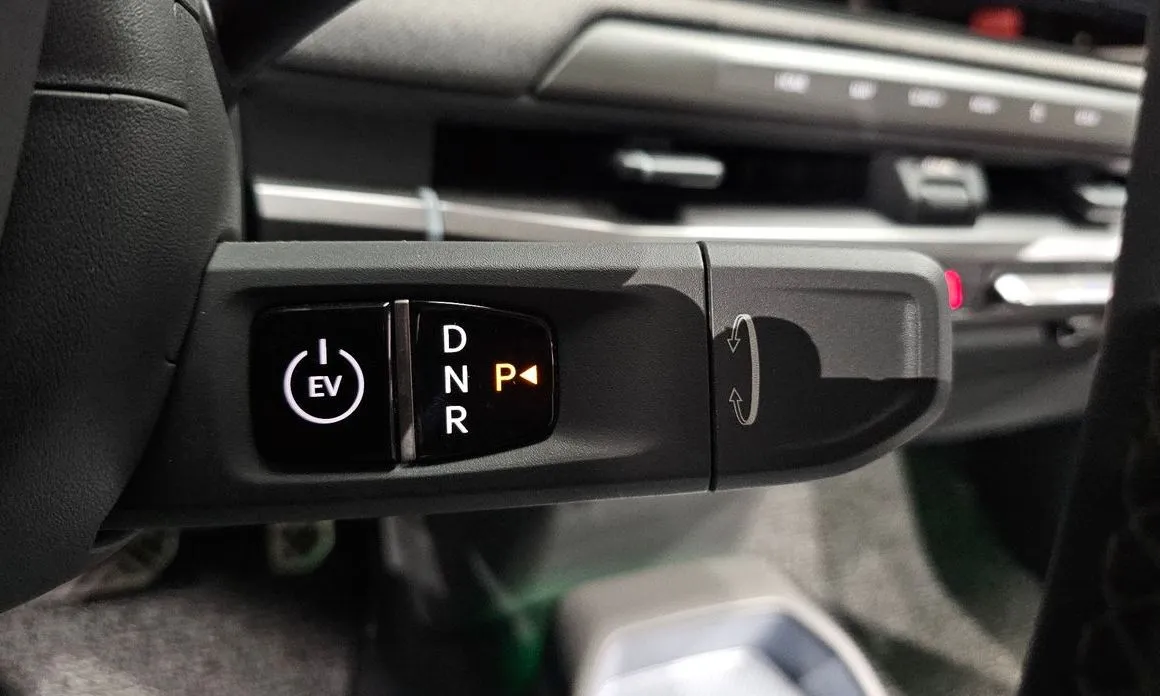 Kia EV3 — фото 6