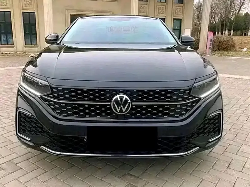 Volkswagen Passat — фото 2