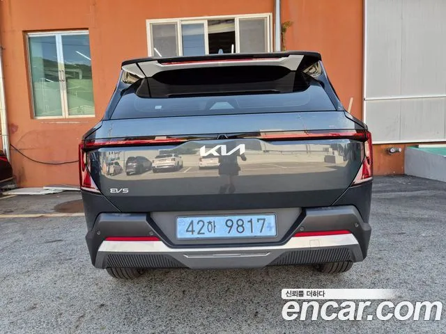 Kia EV5 — фото 8