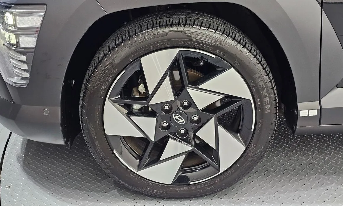 Hyundai Kona — фото 9