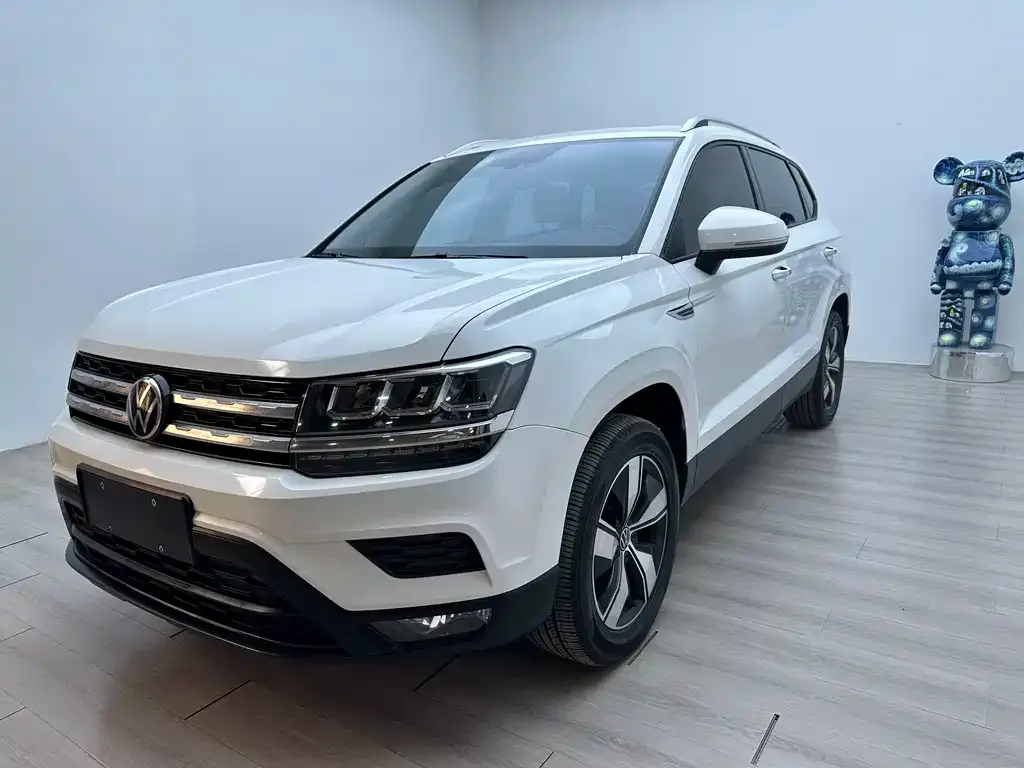 Volkswagen Tharu — фото 1