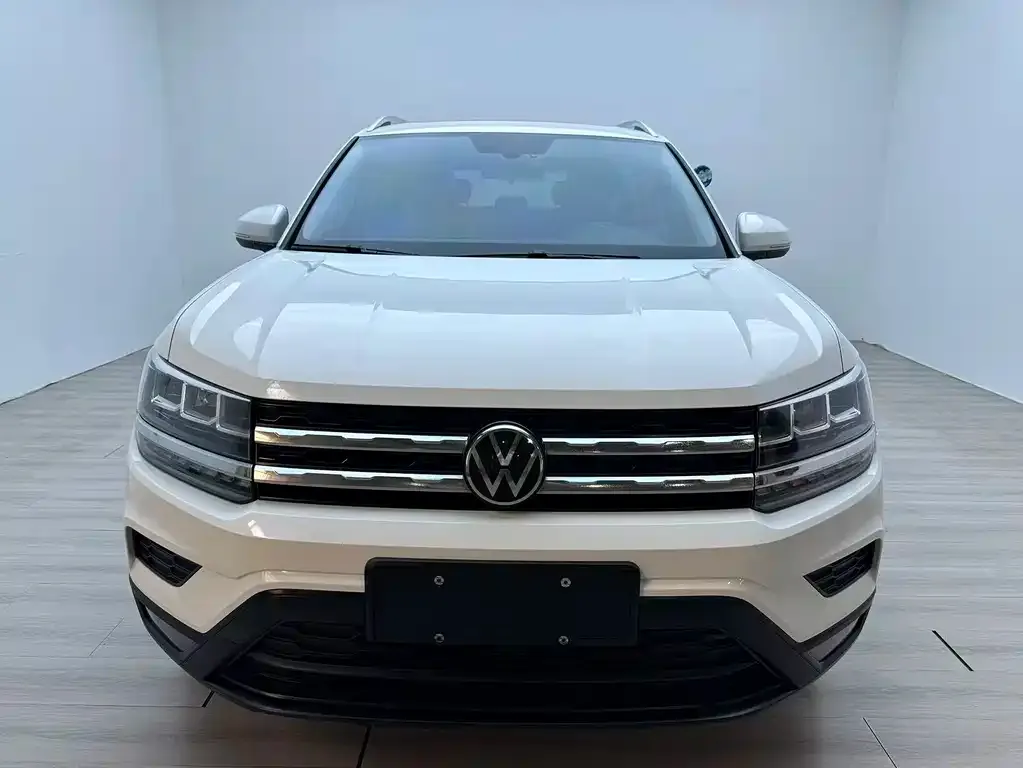 Volkswagen Tharu — фото 2