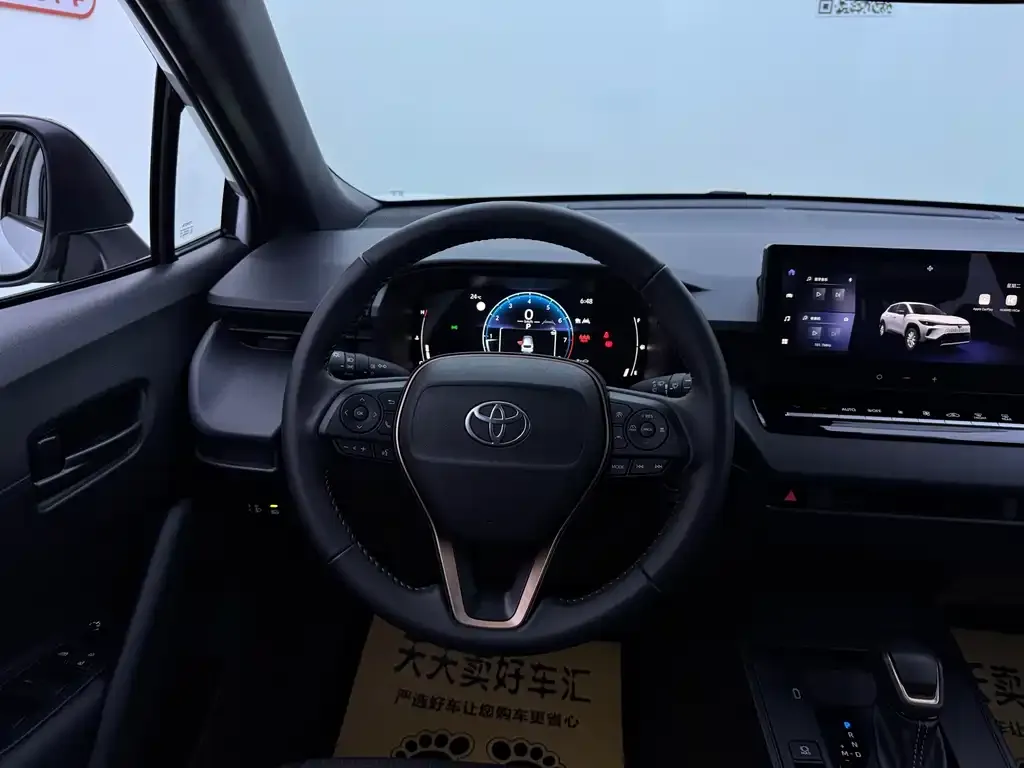 Toyota Corolla Cross — фото 3