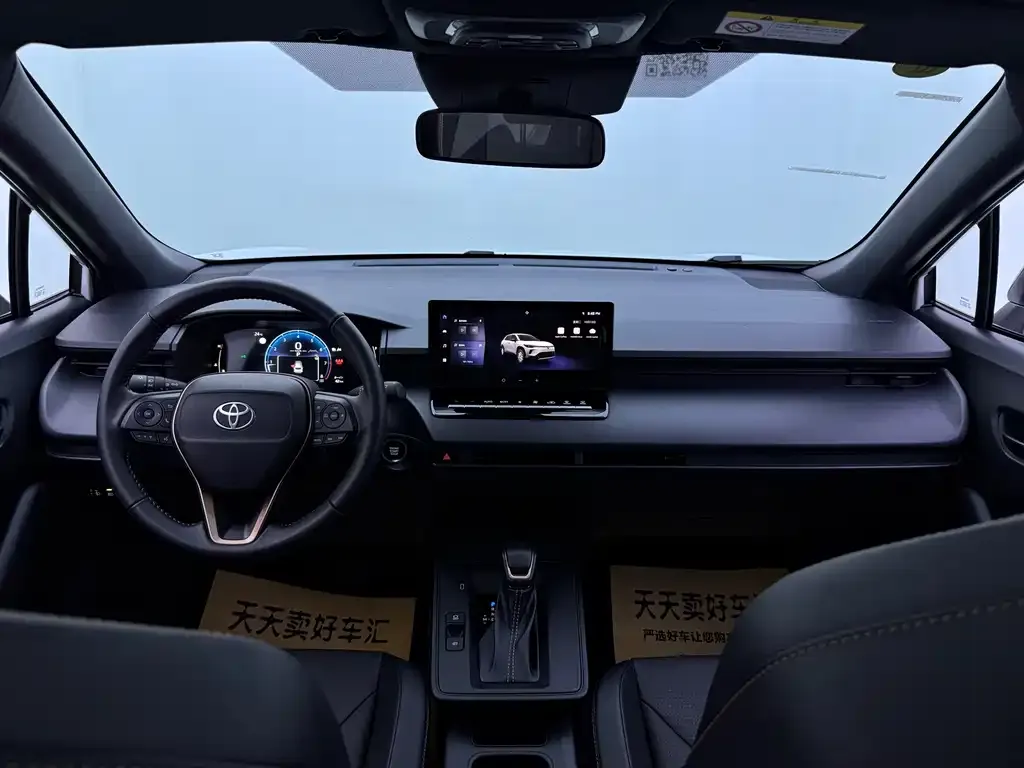 Toyota Corolla Cross — фото 4