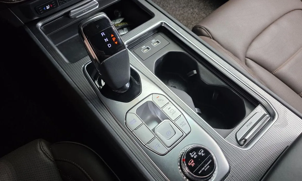 KG Mobility (Ssangyong) Rexton — фото 3