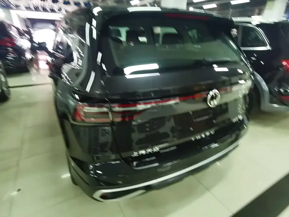 Volkswagen Tharu — фото 2