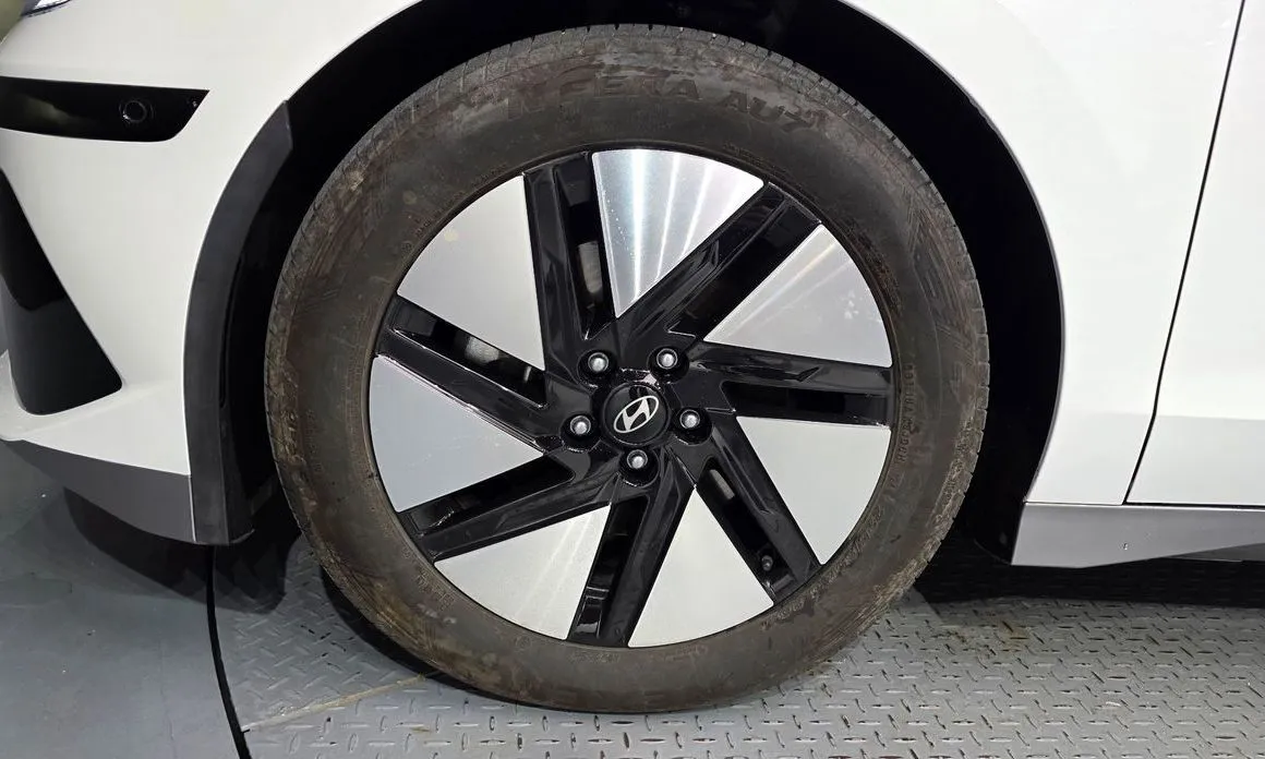 Hyundai Ioniq6 — фото 10