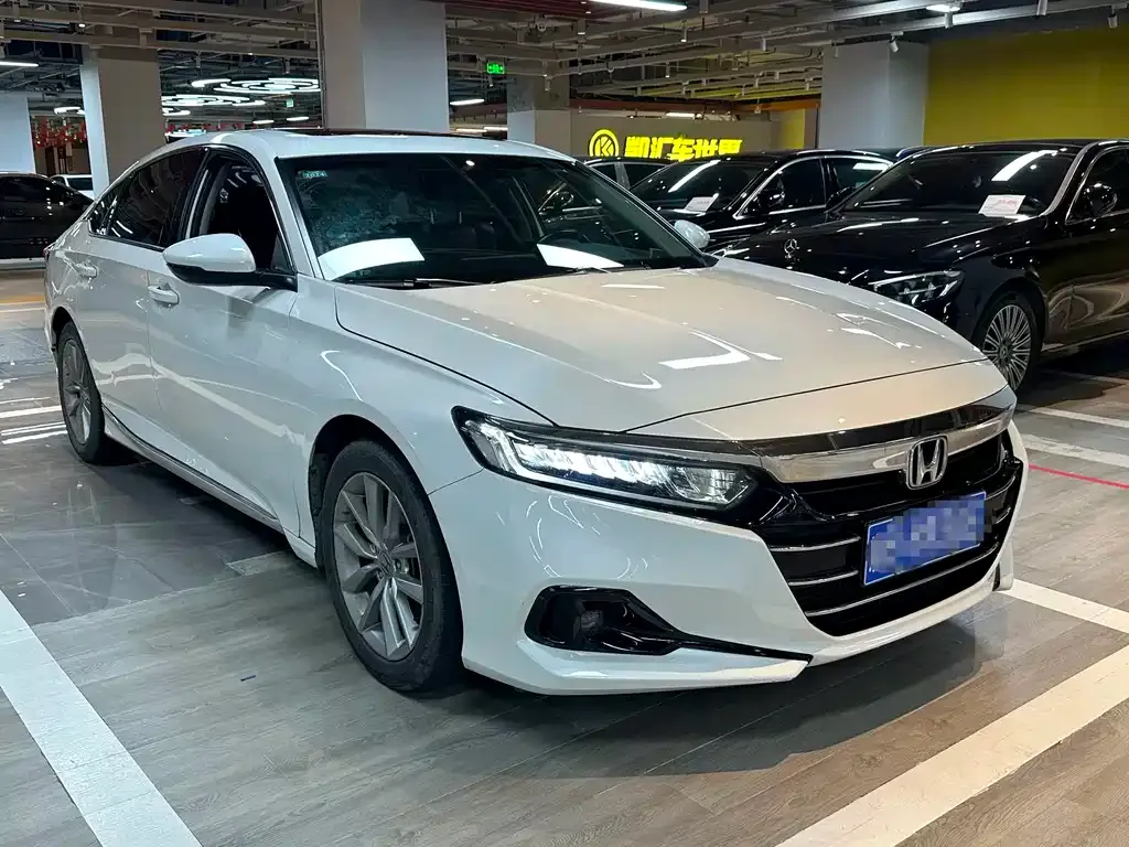 Honda Accord — фото 6