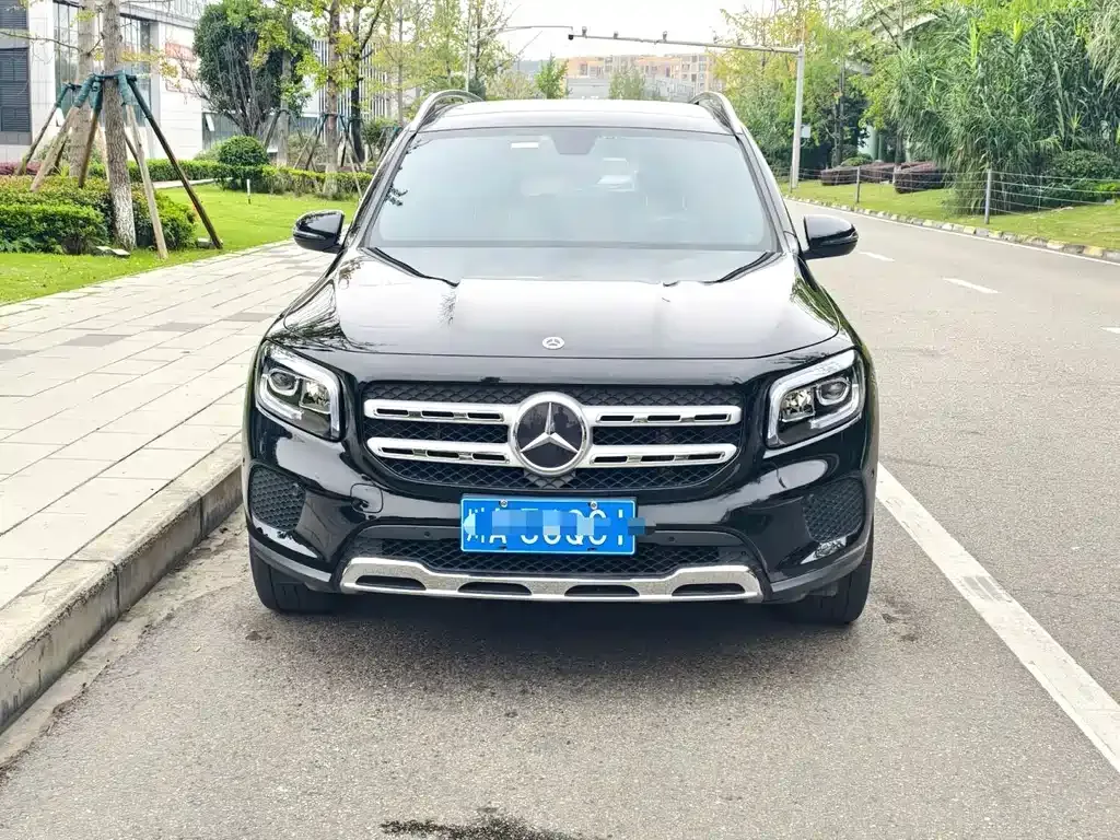Mercedes-Benz GLB — фото 5
